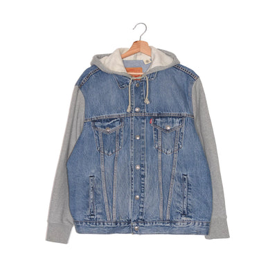 Giacca Levi's Trucker Denim Chiaro – Cappuccio Felpa Grigia – L