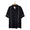 Camicia Nera Filo Spinato Bianco Stampa Verticale Poliestere – XL